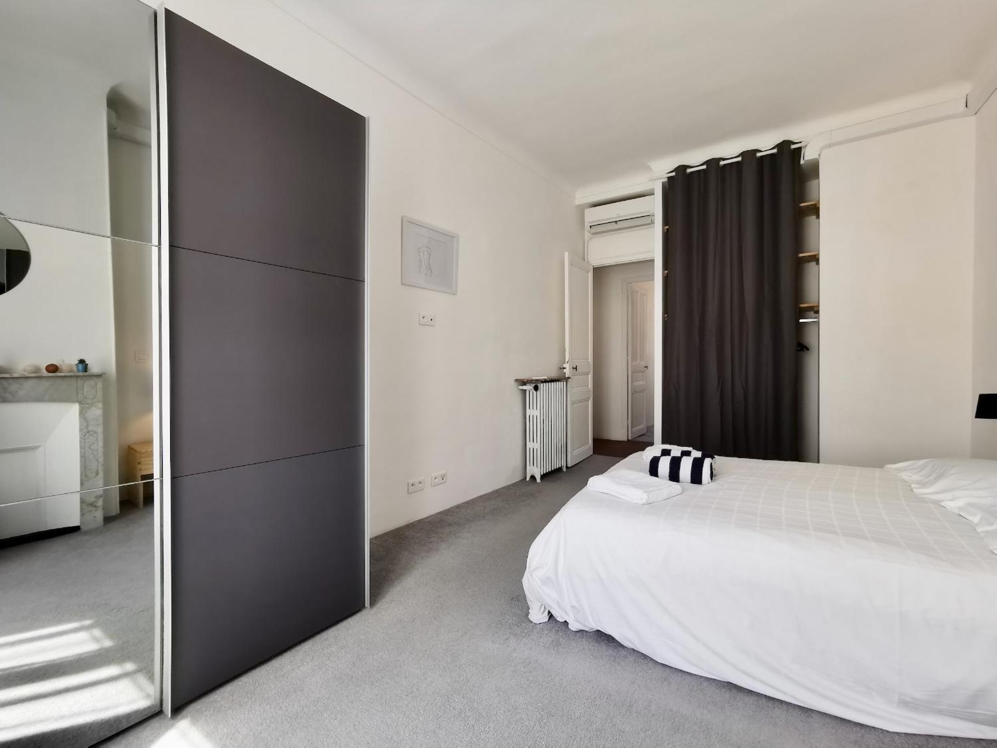Palais Biscarra By Guys Apartment *
